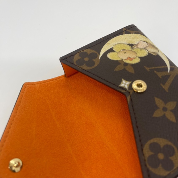 Louis Vuitton Monogram Vivienne Card Holder Pouch Gold - Picture 7 of 7